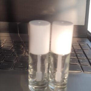 5ml glass bottle with spatula